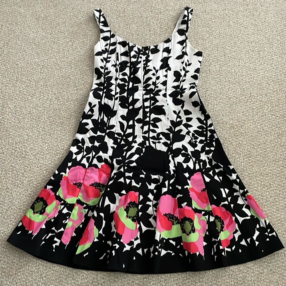Nine West beautiful dress Size 8
